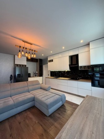 Сучасний Будинок з облаштуванням/Тепловий насос - фото 1