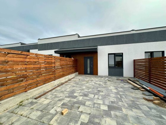 Таунхаус з ремонтом в РОЗТЕРМІНУВАННЯ! Без комісіїї! Гостомель