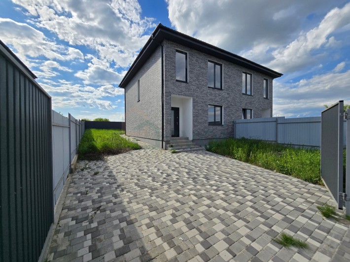 Готовий дуплекс з чистовим наповненням і теплою підлогою! 3 сотки ! - фото 1