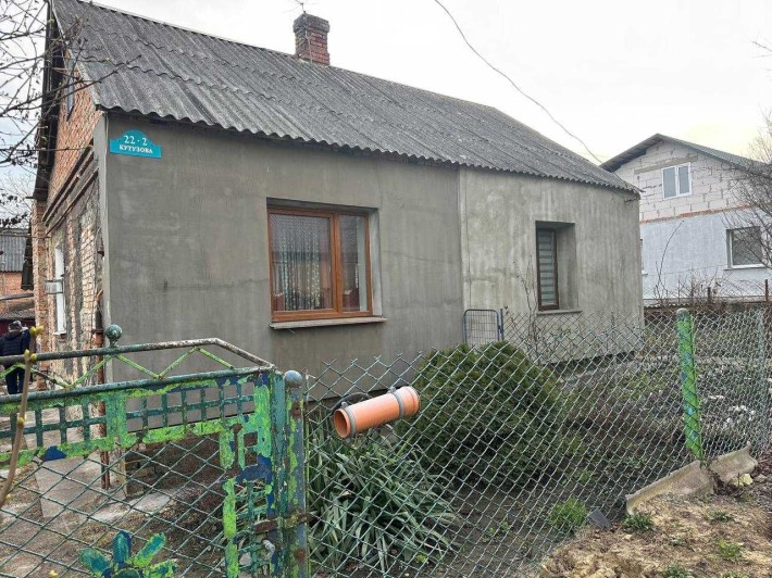 Продаж частини будинку в Здолбунові - фото 1