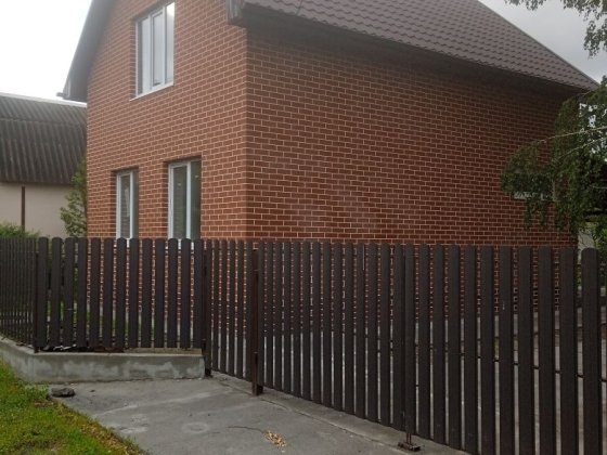 Продам дачу в Змиевском ранее в заповеднике в районе Коробовых Хуторов Змиев