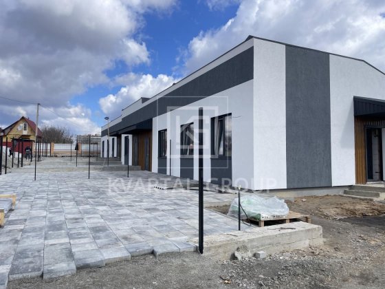 Купуй таун по ціні 2 кімнатної квартири 49000 Гостомель