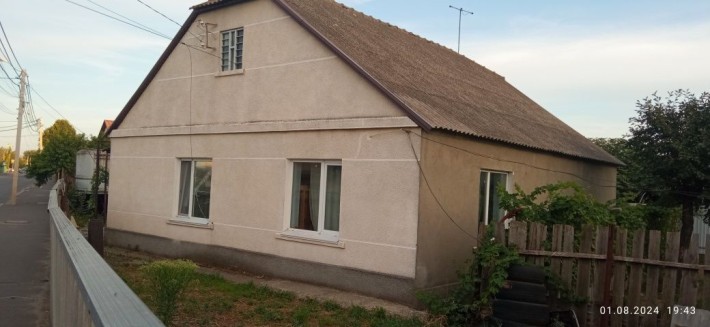 Продам дом в г.Измаиле 120кв.м.Есть гараж с подволом.Р-н. Мастер плюс. - фото 1