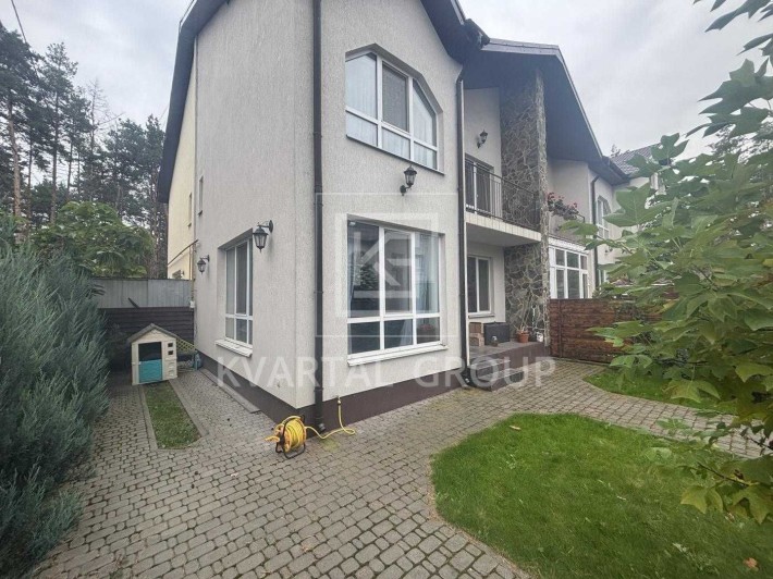 Продається КУТОВИЙ 3-поверховий таунхаус з РЕМОНТОМ,Парк Щасливий! - фото 1