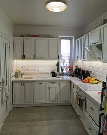 Будинок з ремонтом в Гостомелі, готовий для проживання - фото 1