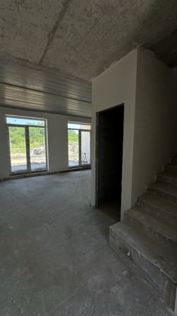 Таунхаус з індивідуальним газовим опаленням з котеджному містечку. - фото 1