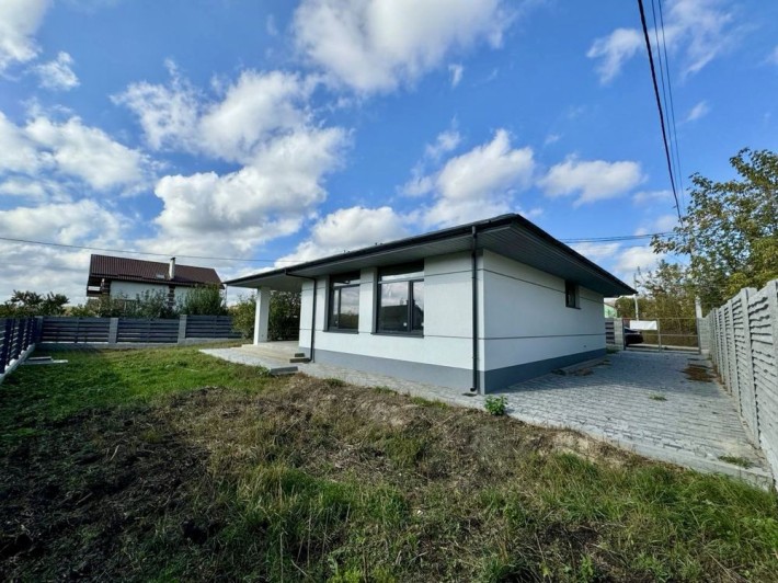 ГОТОВИЙ одноповерховий будинок з чистовим оздобленням і ГАЗОМ. ! - фото 1