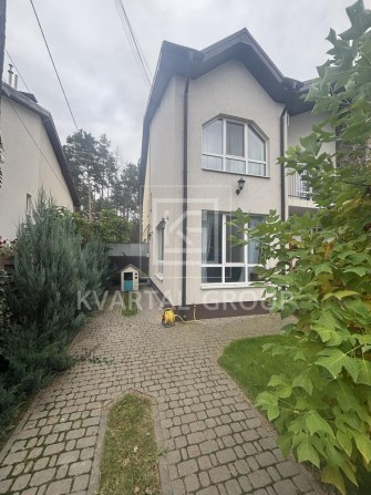 Просторий 3-поверховий таунхаус 100 м², готовий до заселення - фото 1