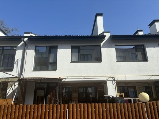 Таунхаус з ремонтом біля Гостомельських липок. Сертифікат, постанова Гостомель