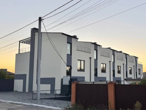 Продам Таун в Коцюбинському топ якості! 5хв до метро Академмістечко Коцюбинське