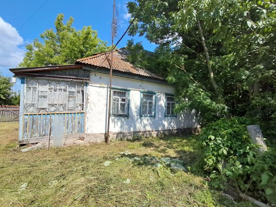 Продам будинок в Лугинах Коростень