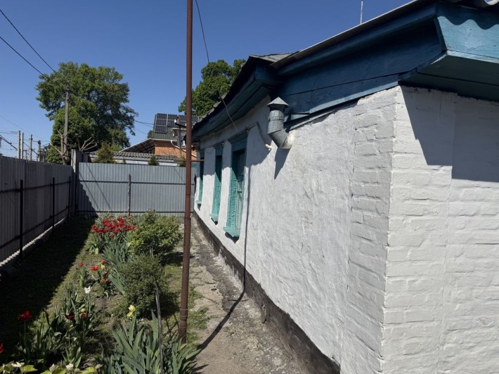 Продам будинок майже центр міста в класному районі - фото 1