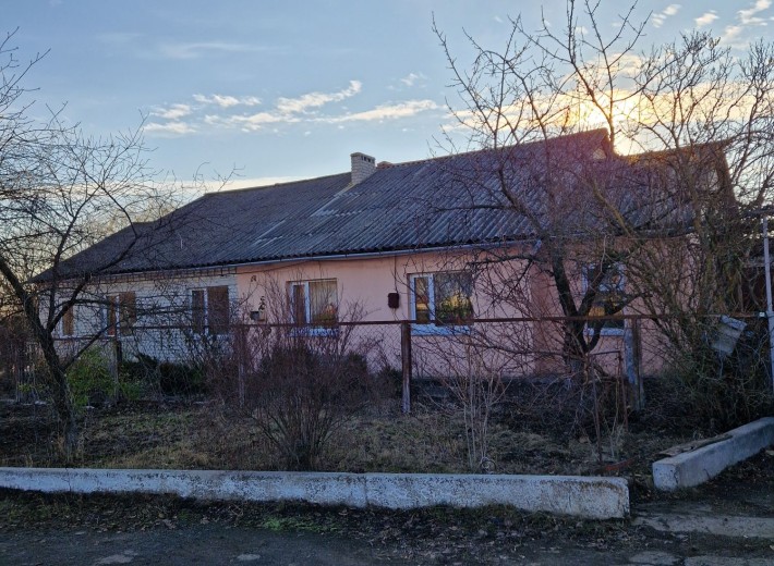 Будинок в селі Миколаївка - фото 1