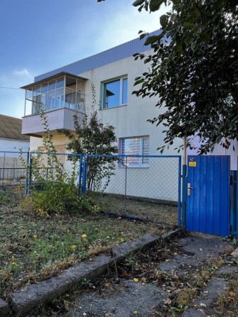 Продам будинок у м. Марганець - фото 1