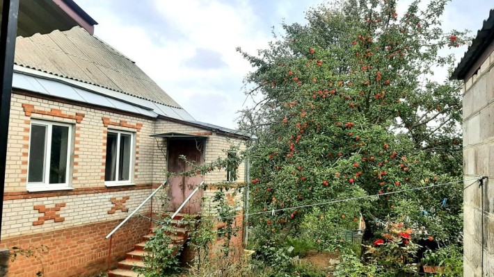 Продам капітальний будинок в Мерефі - фото 1