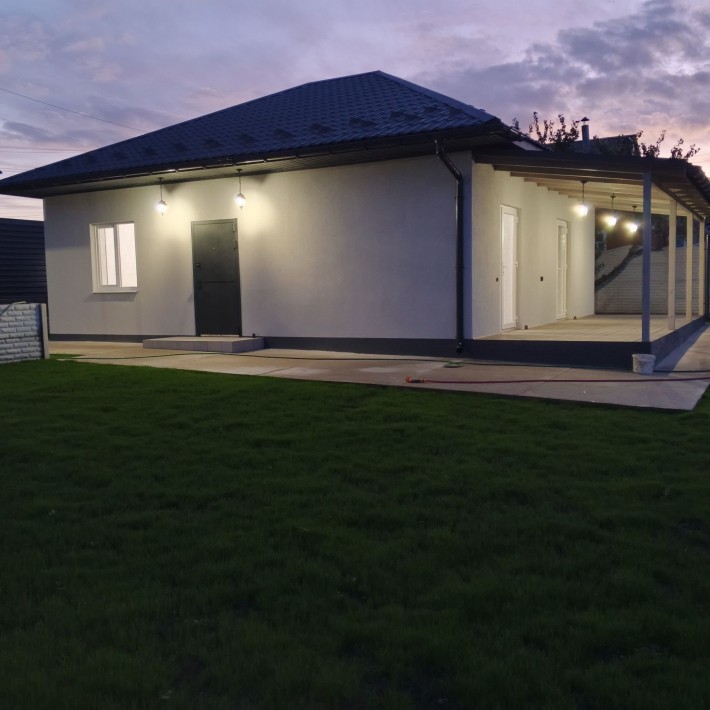 Продаю шикарный дом современной постройки г.Мерефа рн дрп - фото 1