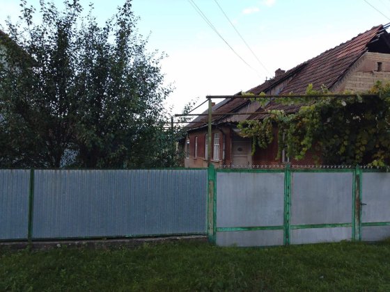 Продам будинок с.Великі Лучки Мукачеве