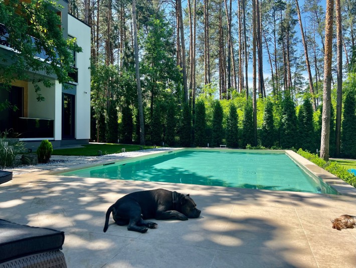 Продаж елегантної садиби з басейном в елітному передмісті Києва. - фото 1