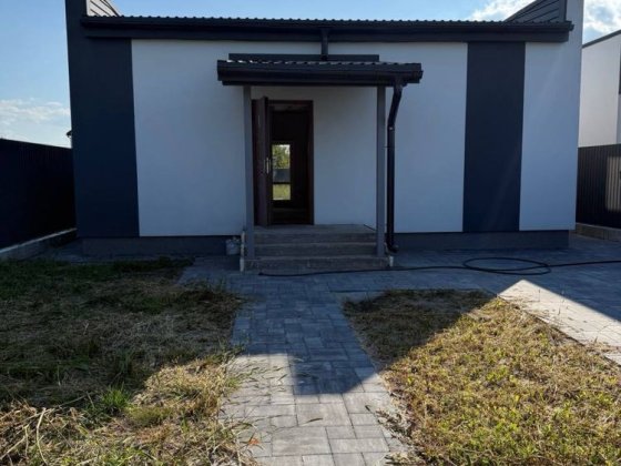 Продам будинок 2 км від центру міста. Обухів Обухів