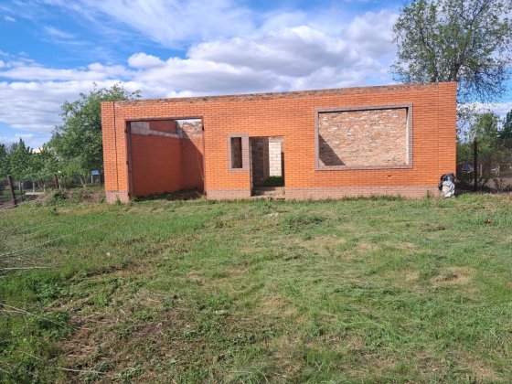 Нерухомість, пів будинка 120кв м Прилуки