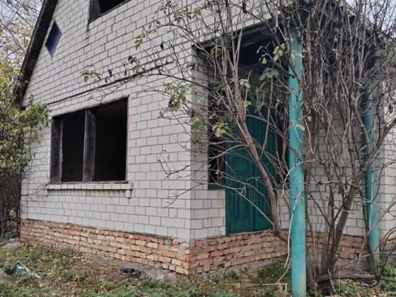 Продаж земельного частка з хатою Сміла