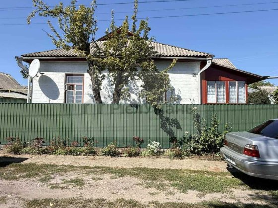 Продається будинок у спокійному районі - 3 школа, державні програми Умань