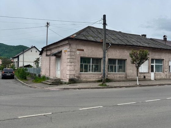 Продаж приватне підприємство Хуст