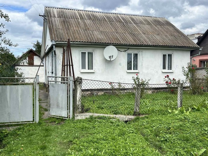 Будинок в центрі Шепетівки - фото 1