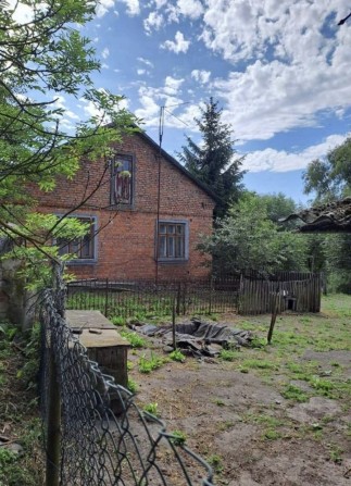 Цегляний будинок в с.Завишень - фото 1