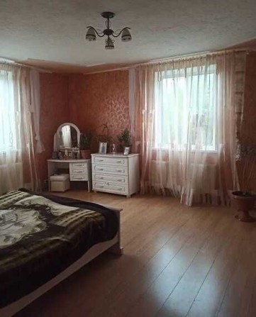 Продаж великого будинку з ремонтом. Міська прописка, неподалік "Мрео" - фото 1