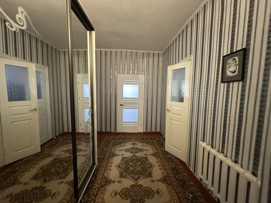 Продаж будинку мікрорайон Ружична. Біля зупинки громадського транспорт Хмельницкий