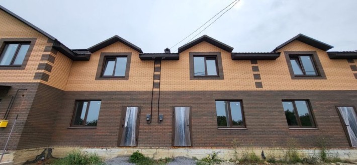 Продаж танхауса з ділянкою ( Агрономічне) - фото 1