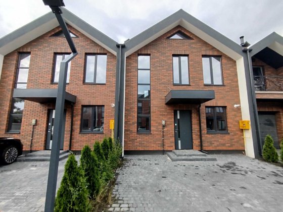 (8) Продам таунхаус в Агрономічному 8614 Агрономичное