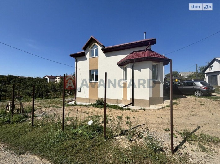 Продаж 2 поверхового будинку з гаражем і ділянкою на 6 соток - фото 1