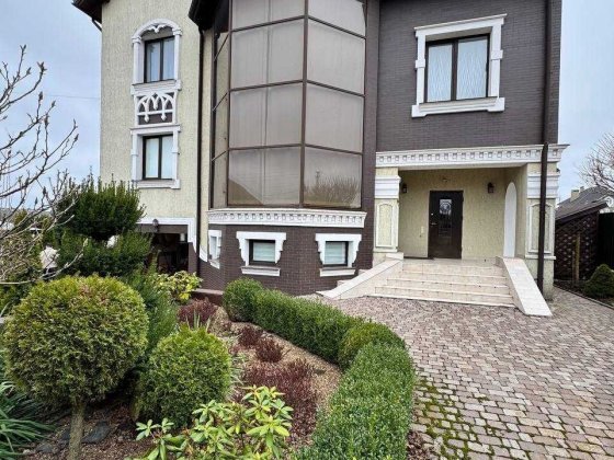 Продаж будинку з ділянкою на 20 соток,Озерна.площа 444 кв.м, 5 кімнат. Хмельницький