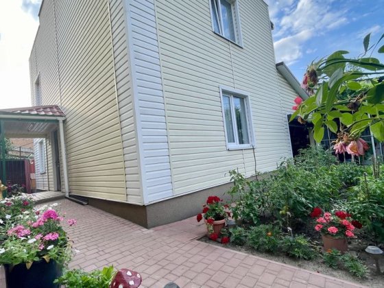 Продам будинок з ремонтом поруч з центром Хмельницький