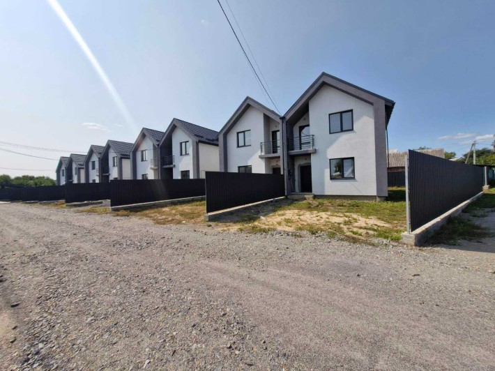 Продається дуплекс в Зарванцях - фото 1