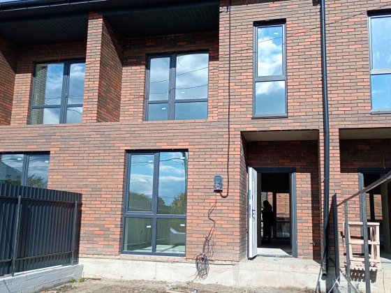 Продається Таунхаус з чудовою локацією у ближньому передмісті Вінниці! Винницкие Хутора