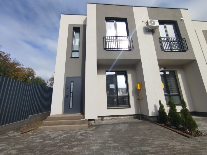 Продаж таунхауса - фото 1