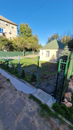 Будинок з ділянкою 8 соток та гаражем біля Європейського - фото 1