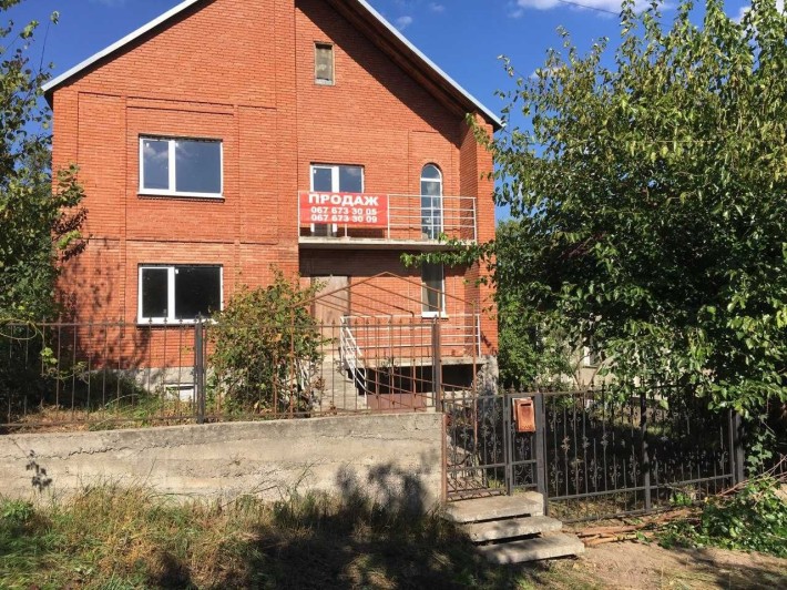 Продаж чудового затишного будинку у Південо-Захіндному районі - фото 1