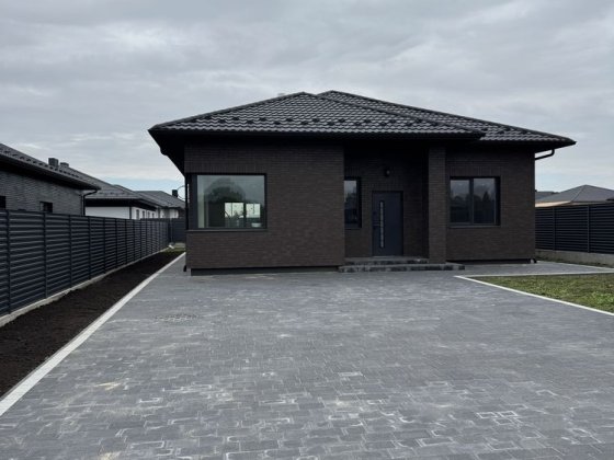 Якісний будинок Рованці Рованцы