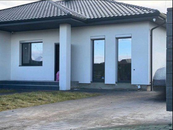 Продам будинок - дуплекс в селі Рованці. Рованці