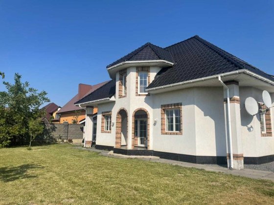 Район "Баобаба"! Якісний будинок з ремонтом в с. Рованці Рованці