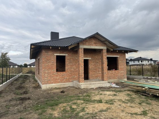 Цегляний будинок на етапі будівництва 114 м2 .Вулиця Набережна 11 Боратин