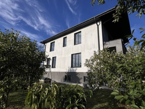 Продаж будинку. Ліс. Озеро Гаразджа