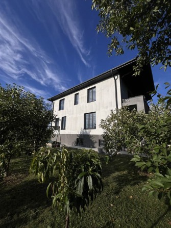 Продаж будинку. Ліс. Озеро - фото 1