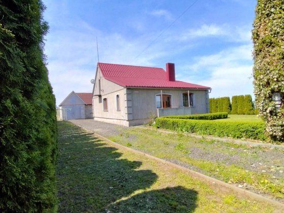 Будинок цегляний на 2 половини  ремонт Боратин