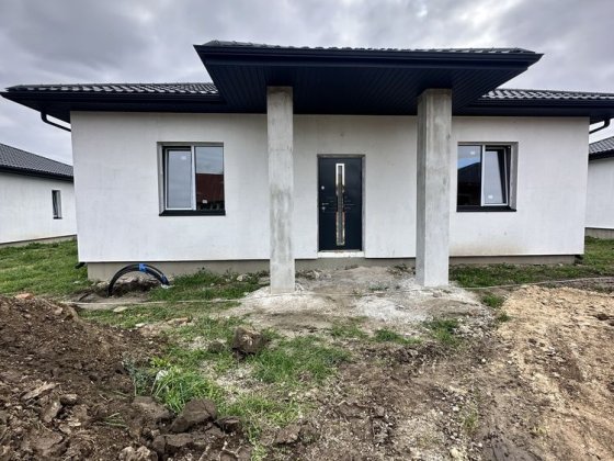 БУДИНОК— Боратин (Луцький район) Боратин