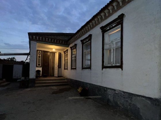 Подам дом в Подгородном Підгородне